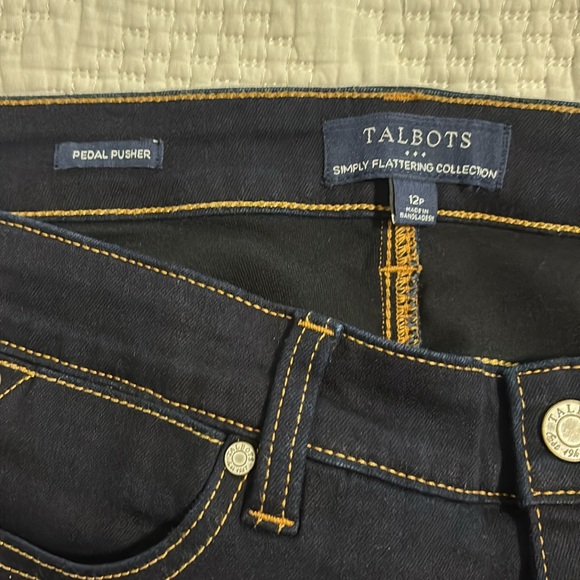 Talbots | Simply Flattering Denim Pedal Pusher 17” inseam 12P Dark Wash - Picture 6 of 15